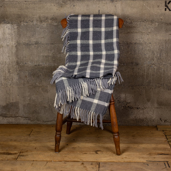 Luxury Lambs' Wool Blanket - Small Herringbone Check