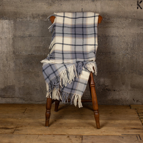 Luxury Lambs' Wool Blanket - Large Twill Check